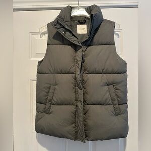 Gentle Fawn puffer vest Size Small but would easilyy fit a size med too